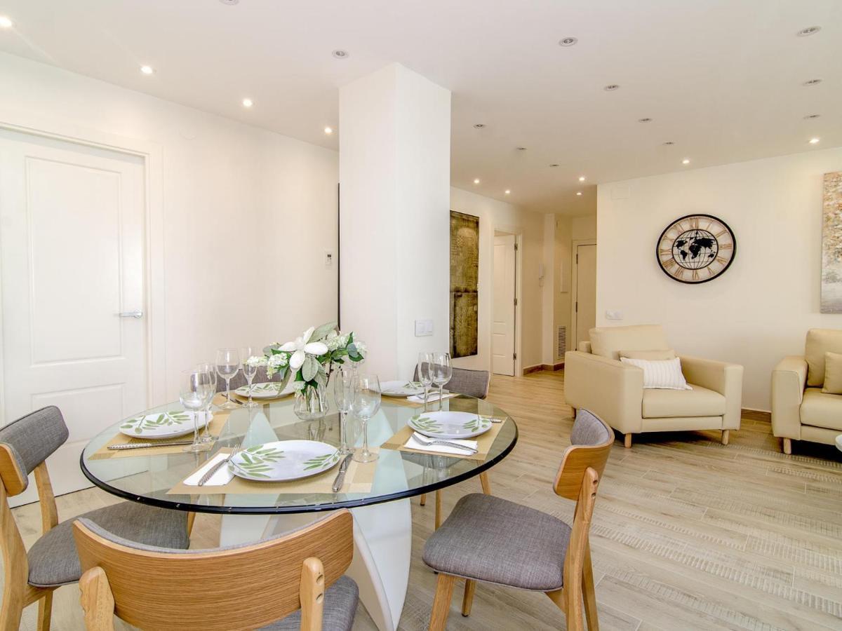 Sitges Spaces Oasis Suites- 4 Bedroom, 4 Ensuite Bathrooms, Terrace, Pool, Sitges Centre Exteriör bild