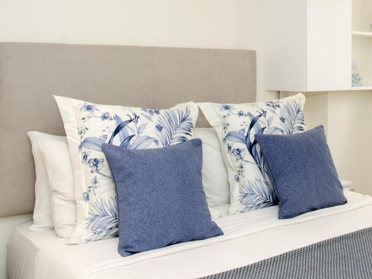 Sitges Spaces Oasis Suites- 4 Bedroom, 4 Ensuite Bathrooms, Terrace, Pool, Sitges Centre Exteriör bild