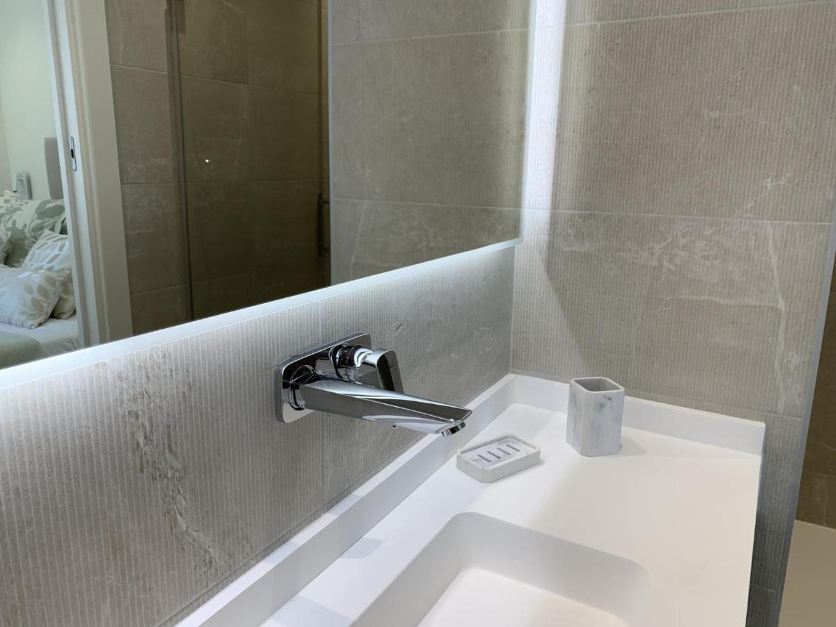 Sitges Spaces Oasis Suites- 4 Bedroom, 4 Ensuite Bathrooms, Terrace, Pool, Sitges Centre Exteriör bild
