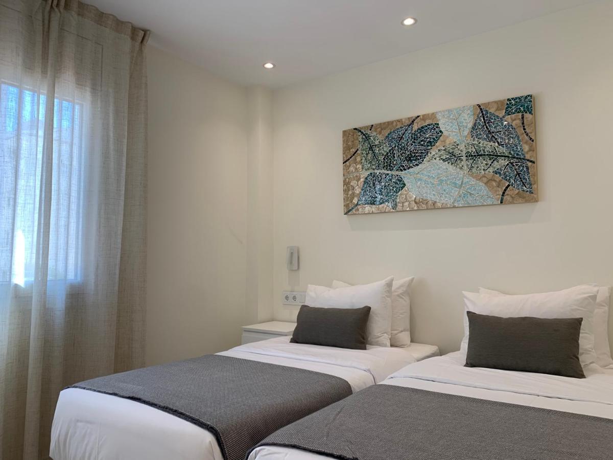Sitges Spaces Oasis Suites- 4 Bedroom, 4 Ensuite Bathrooms, Terrace, Pool, Sitges Centre Exteriör bild